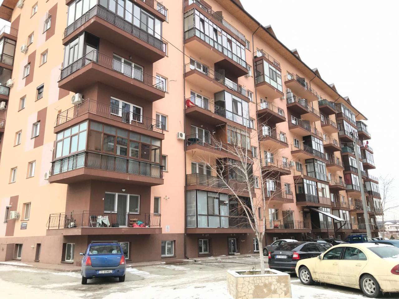 Studio Residence Militari M6 Roşu Zewnętrze zdjęcie