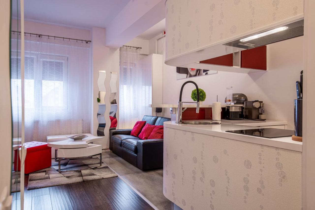 Studio Residence Militari M6 Roşu Zewnętrze zdjęcie